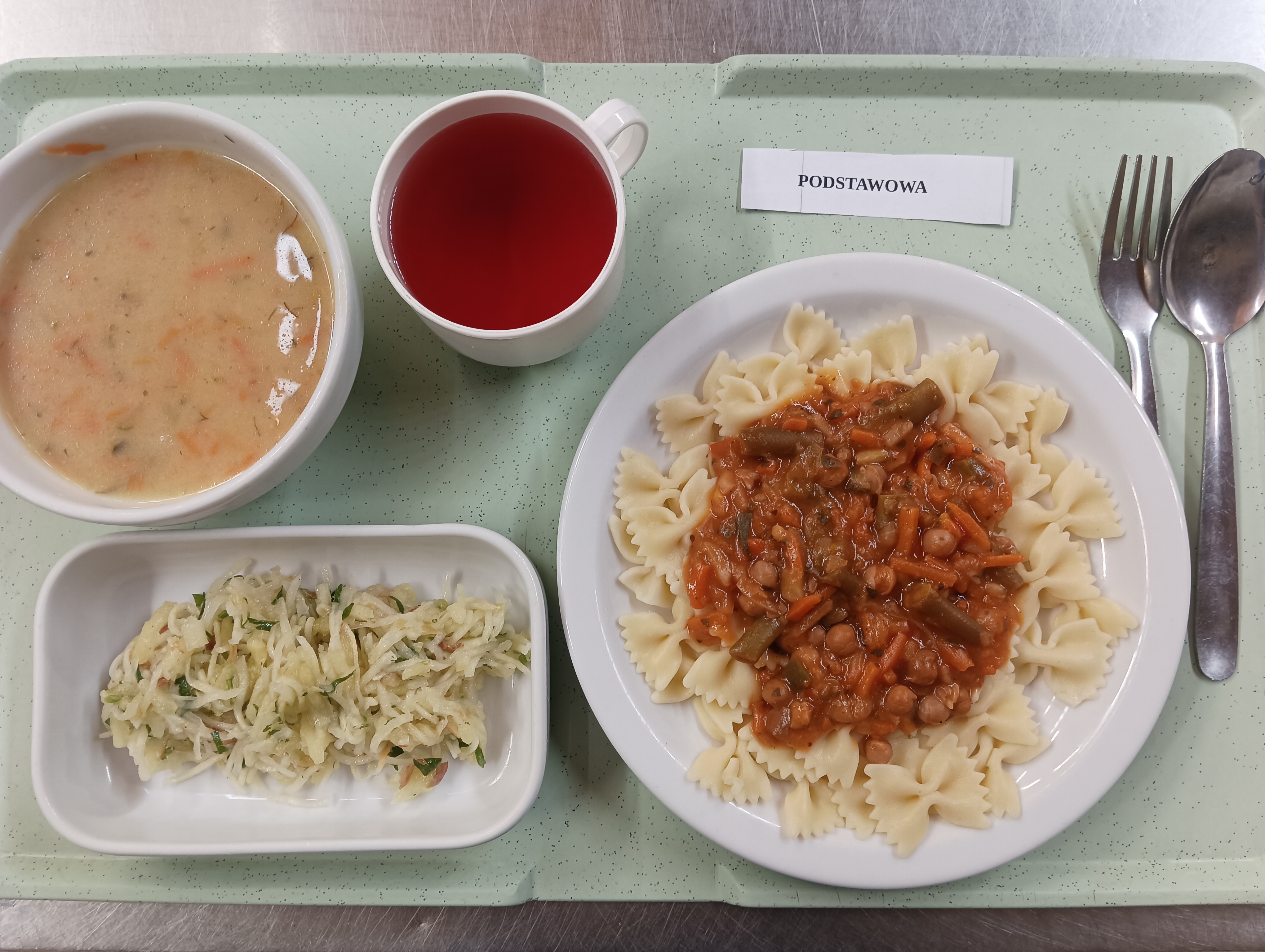 P gulasz z ciecierz surowka z selera2